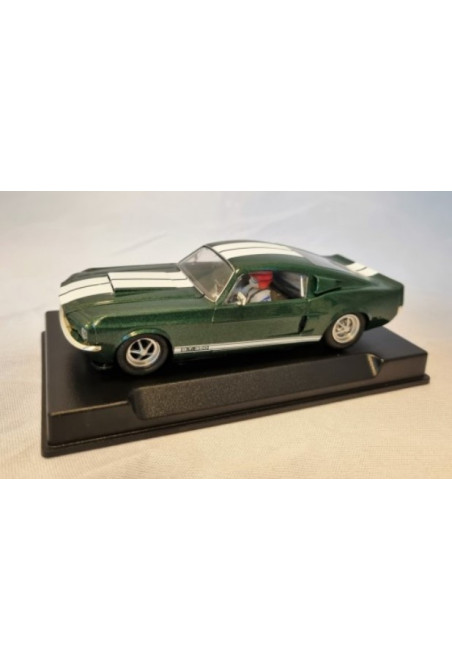 Mustang GT 350 Dark Moss Green 1967 Thunderslot – SlotMaxi Green Legend