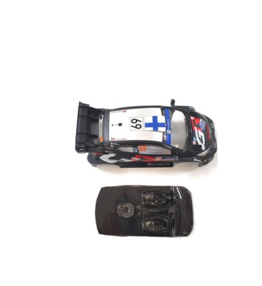 Mustang M-L0070R Lexan rally Toyota Yaris SCX - Ligereza y detalle slot