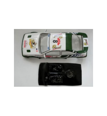 Mustang M-L0054R Lexan rally Ford Sierra - Detalle y ligereza para slot