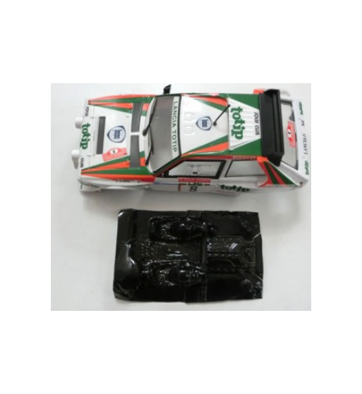 Mustang M-L0004R Lexan rally Lancia S4 Superslot - Ligereza y detalle para slot